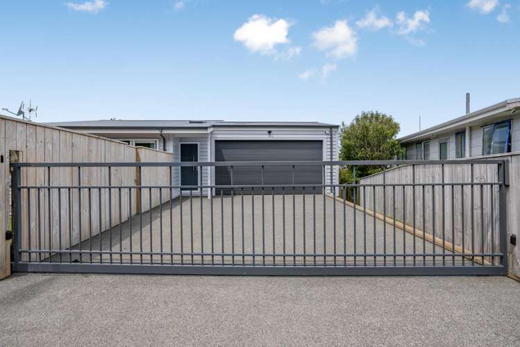 184 Dowse Drive Maungaraki_33