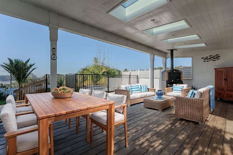 679 Huia Road_0