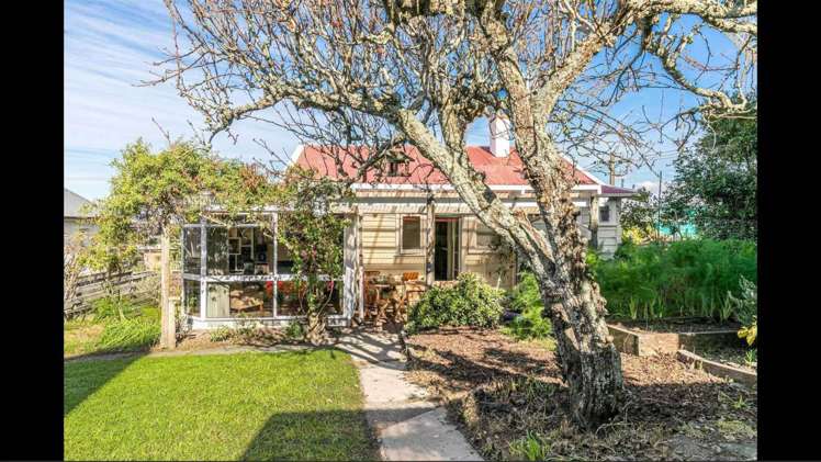 18 Ngataringa Road_1