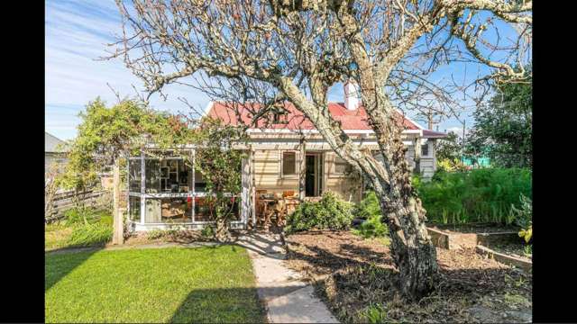 18 Ngataringa Road Devonport_2