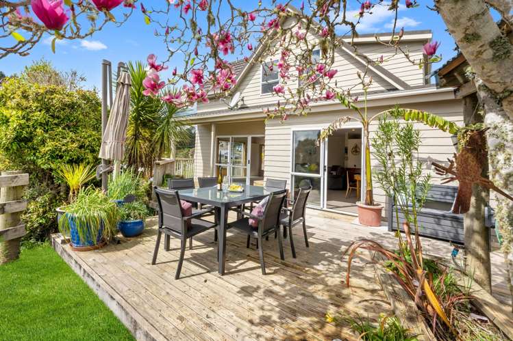 1180 East Coast Road Redvale_14