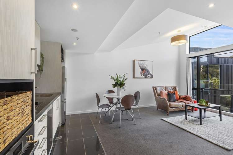 5h/21 Rugby Street Mount Cook_2