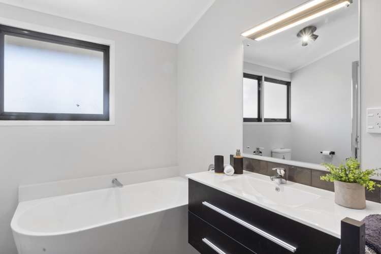 44 Kowhai Street Hamilton Lake_16