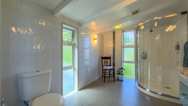 272 Thames Coast Road Thames_23