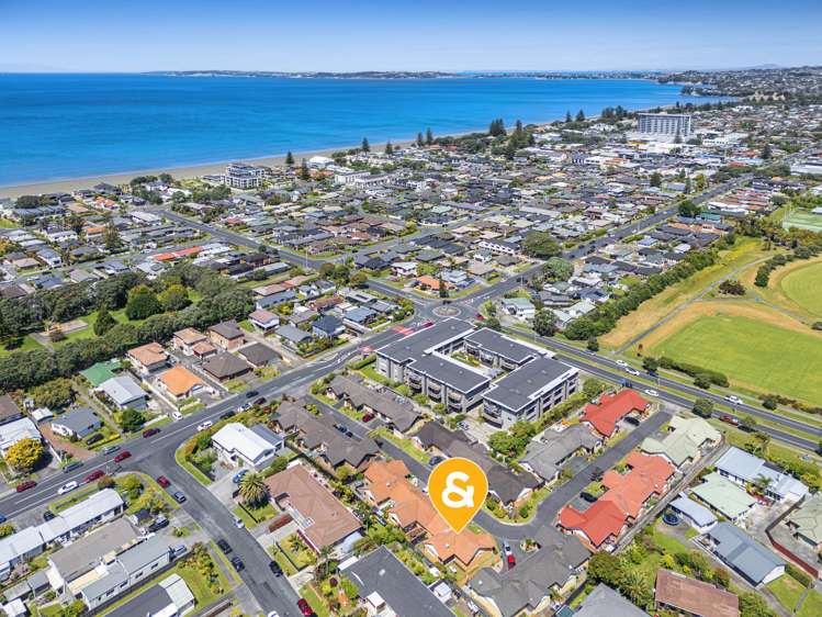 8/262 Centreway Road Orewa_19