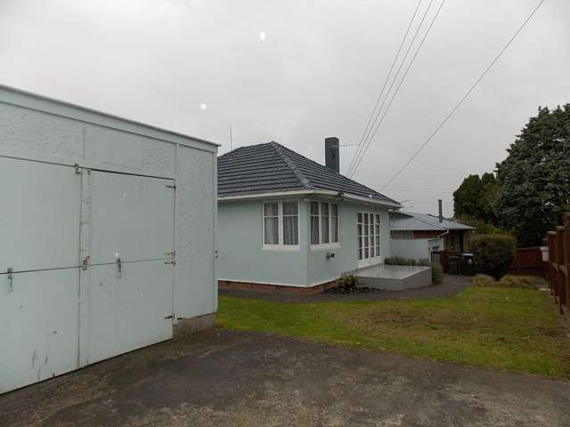 690 Richardson Road Mount Roskill_2