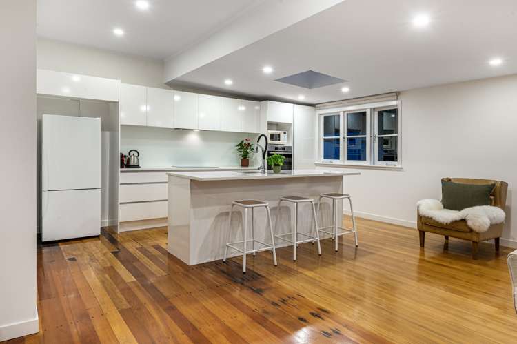 43 Aramoana Avenue Devonport_5