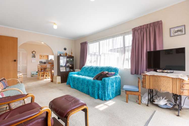 2/145 Tukapa Street Westown_10