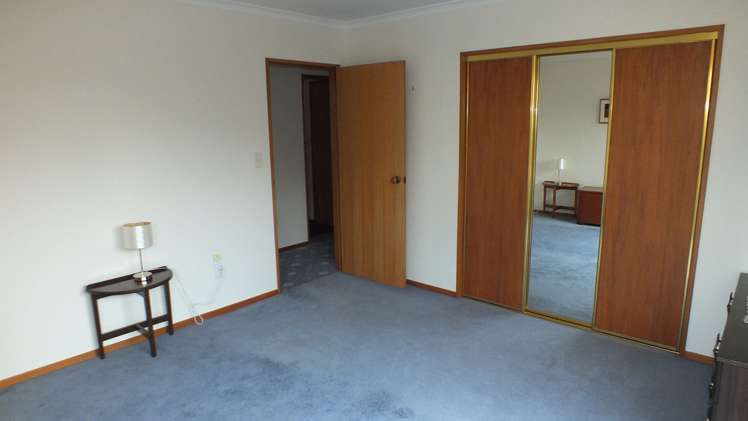 82 Pages Road Allenton_8