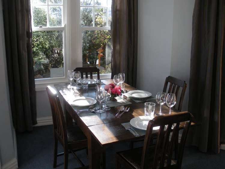 8c Somerset Avenue Newtown_1