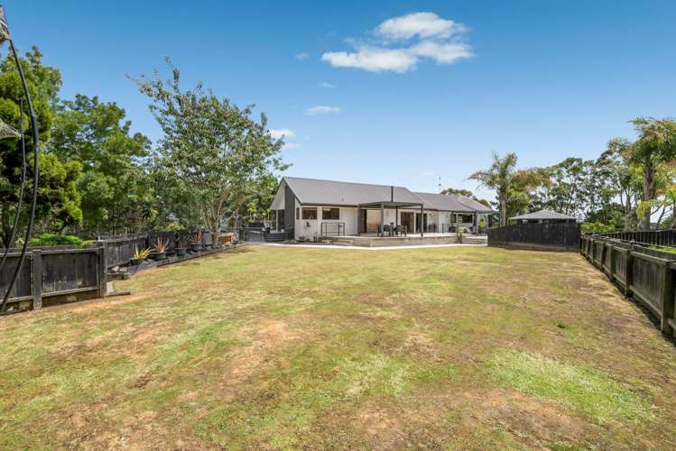 317 & 317A West Road Brookby_49