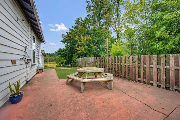 9 Ruataniwha Street Waipawa_16