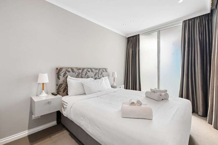 2703/8 Albert Street City Centre_18
