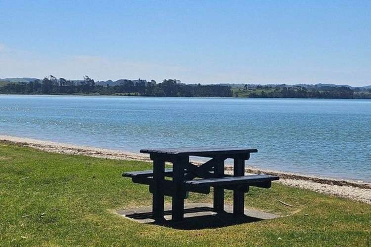 1 STELLA DRIVE Clarks Beach_21