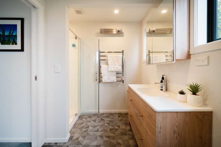 6 Gladstone Road North Mosgiel_16