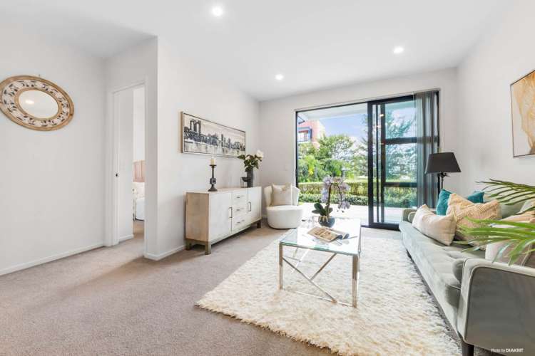 03/10g Nugget Avenue Hobsonville_5