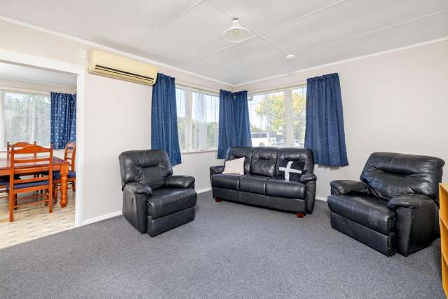 71 Brandon St Featherston_1
