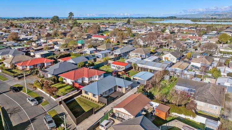 26 Rowses Road Aranui_16