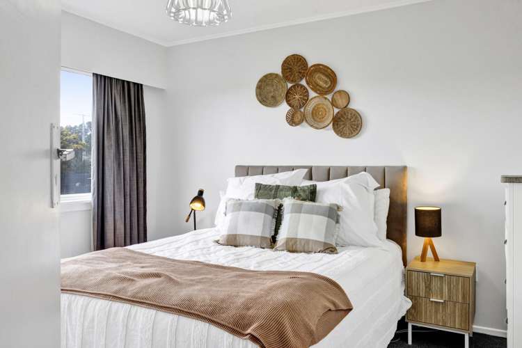 16 Karaka Street Hawera_13