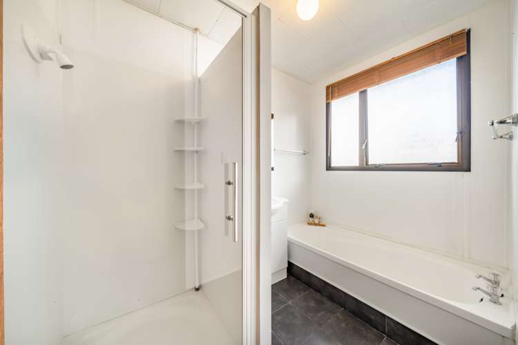 33 Hartford Crescent Totara Park_14