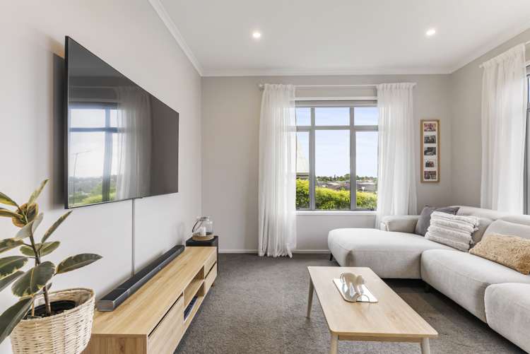 39 Twin Parks Rise Papakura_4