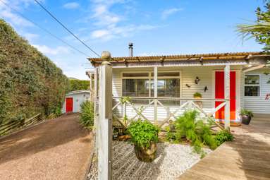 305 West Tamaki Road_2