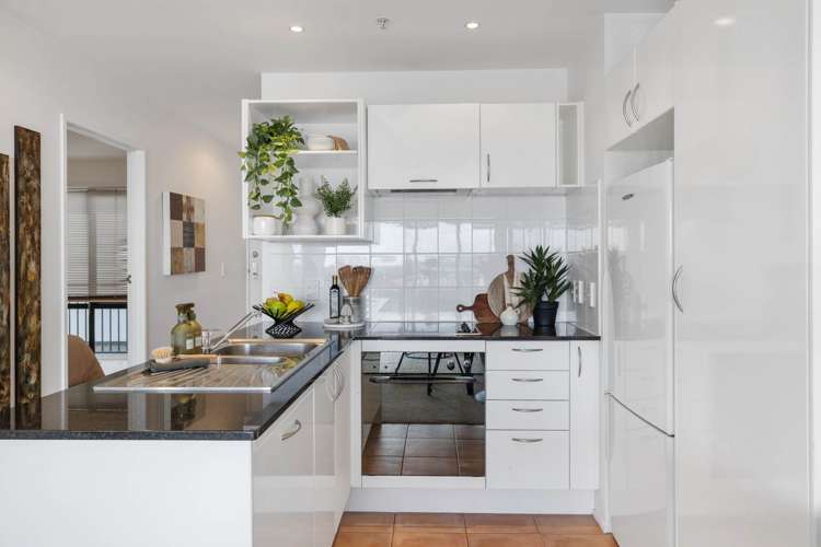 4b/28 Stanwell Street Parnell_3