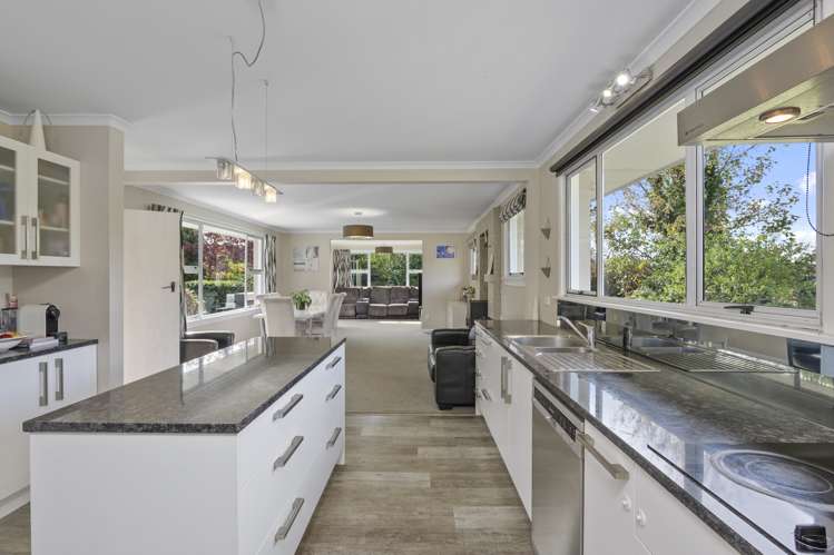 376 Racecourse Road Allenton_8