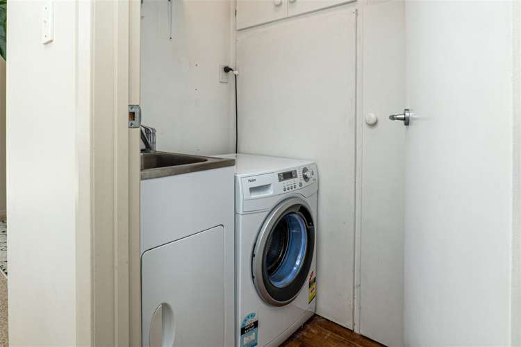 8 Bard Street Somerfield_12