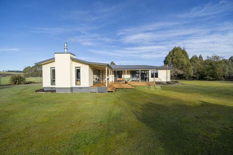 1127 Te Anau Mossburn Highway Hillside_17