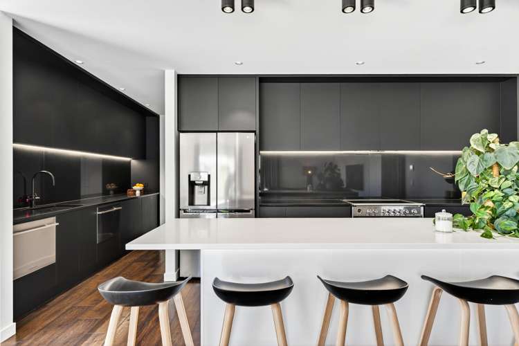 11 Whangaehu Place_1