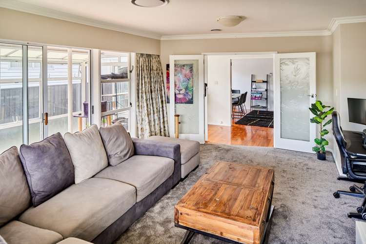 74 Wai-Iti Crescent Woburn_6