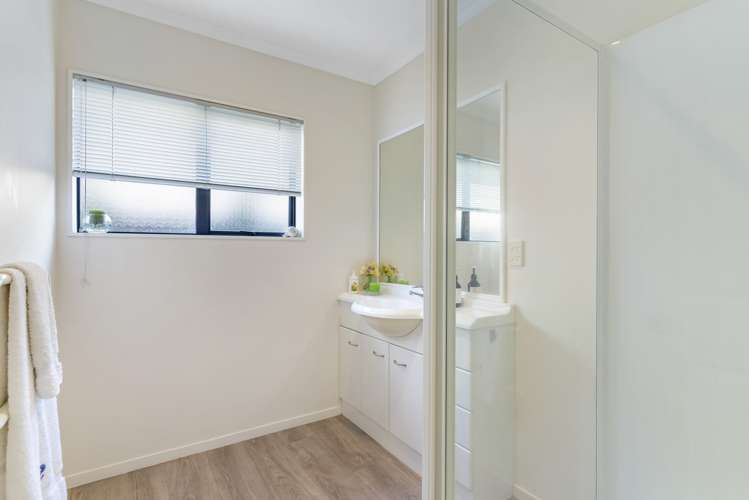 18 Omana Heights Drive Maraetai_24