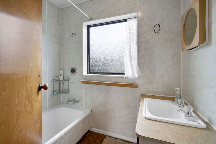 14a Marchant Place Westown_9