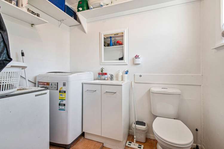 2 Morrie Laing Avenue Mount Roskill_11