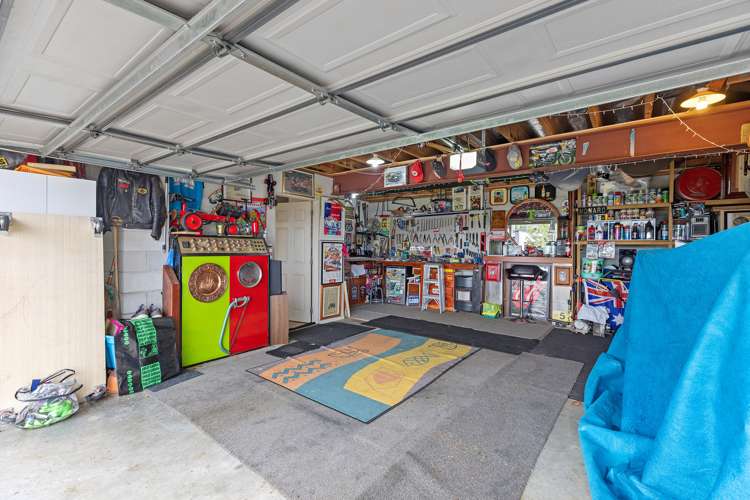 6 Honeysuckle Lane Ohauiti_12