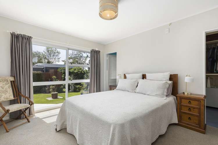 3 Tirowhanga Road Paremata_13