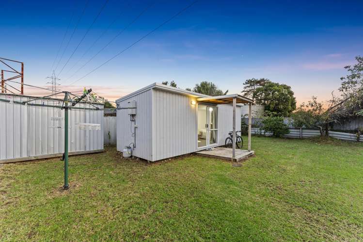 42 Harwood Crescent Otara_18