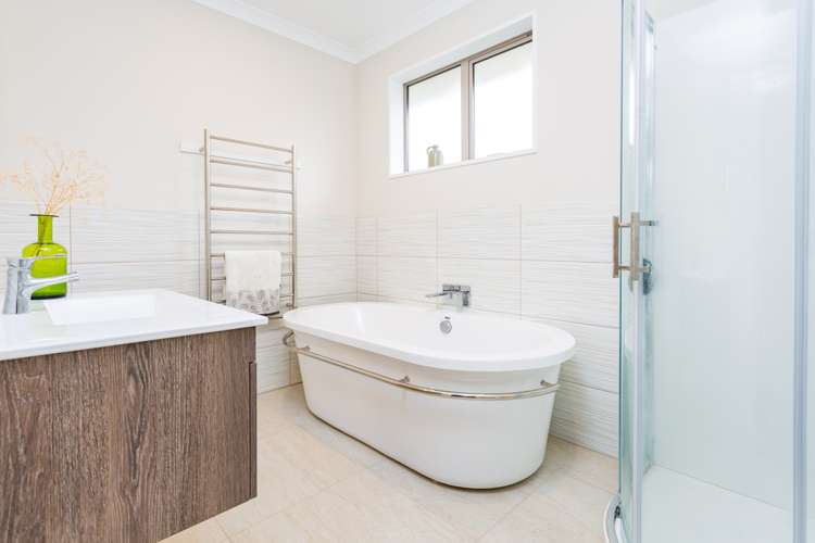 5 James Caird Lane Wigram_12