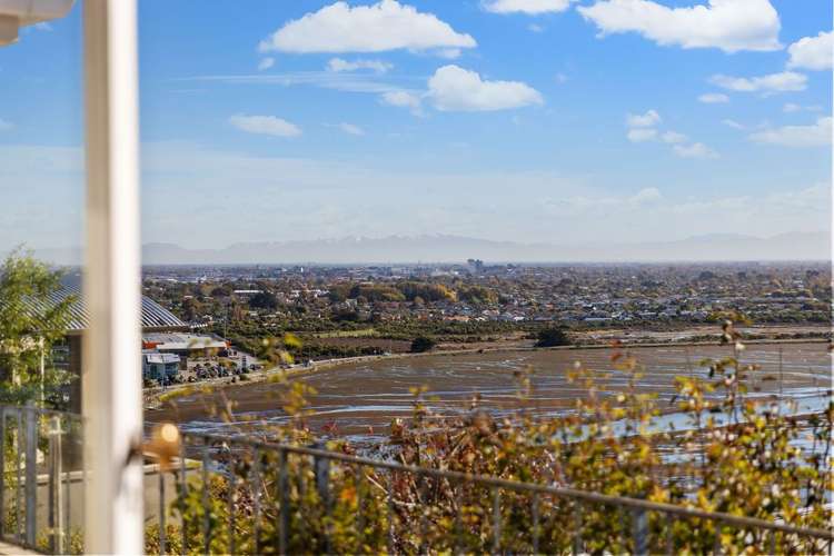 25 Te Awakura Terrace Mount Pleasant_25