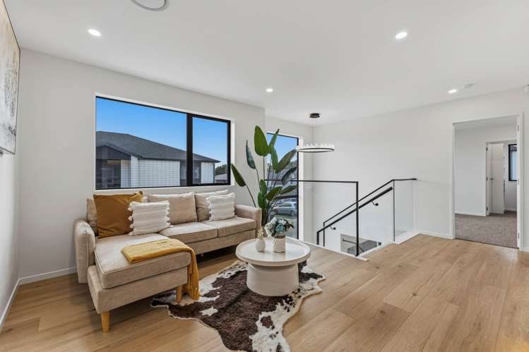 2A Matatahi Road Flat Bush_13
