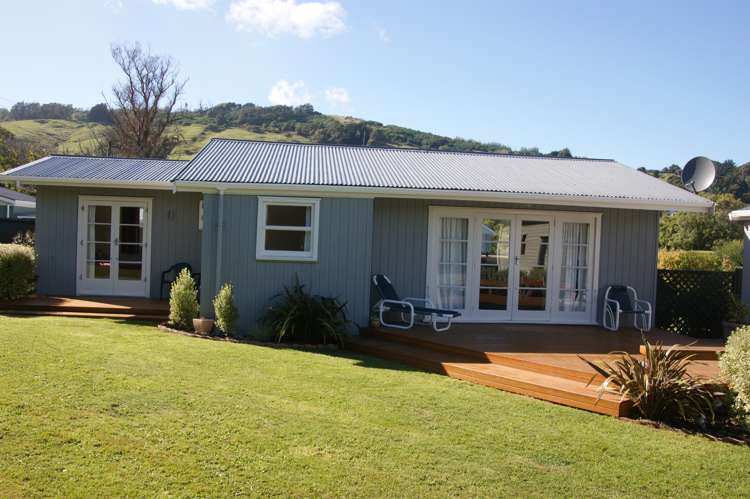 2 Pipers Valley Road Duvauchelle_9