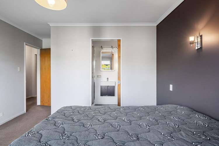 5 Balmoral Place Stoke_15