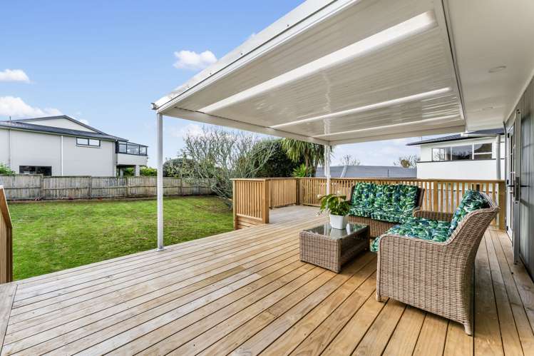 10 Fratley Avenue Farm Cove_8