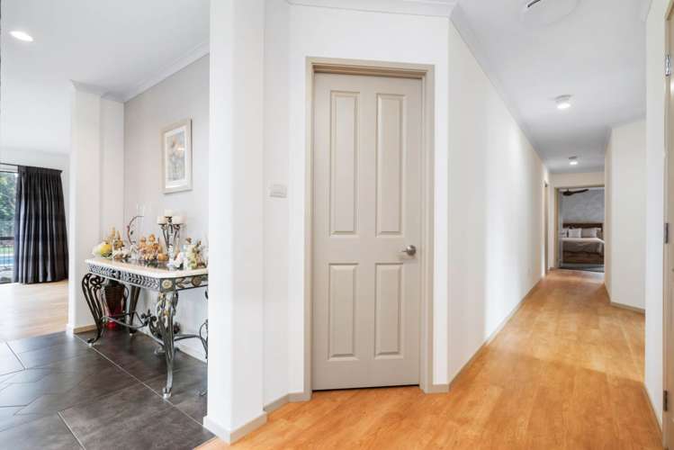 10 Glengarry Lane Tamaterau_15