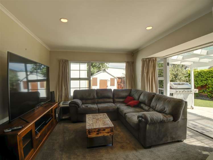 2 Derby Place Tamatea_8