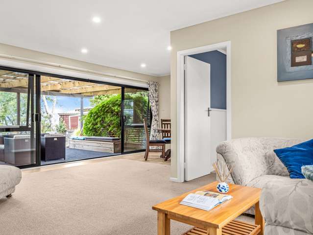 9 Cooper Avenue Holdens Bay_2