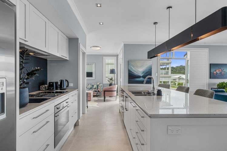 25 Panorama Heights Orewa_5