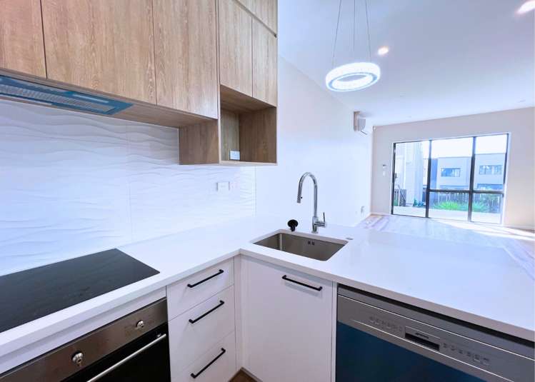 42 Don Oliver Lane Glen Eden_6