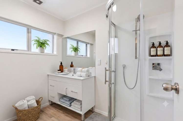 2/65 Butterworth Drive Glendene_7